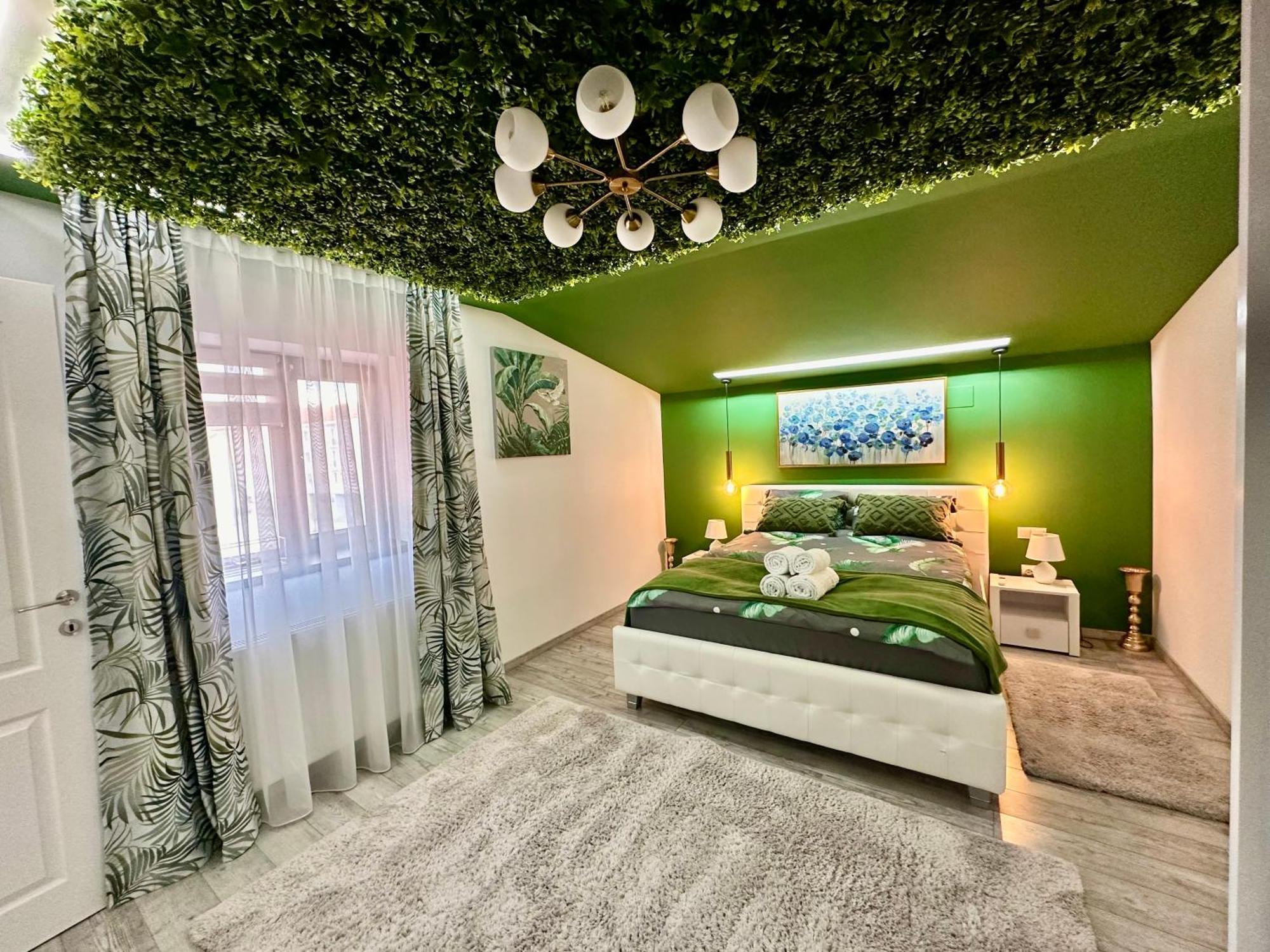 Deyinn Guest House Centrum Turda Exterior foto
